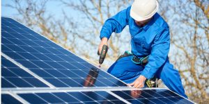 Installation Maintenance Panneaux Solaires Photovoltaïques à Richecourt